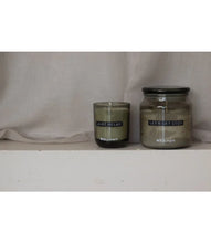 Afbeelding in Gallery-weergave laden, grote geurkaars - dark amber