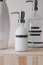 Afbeelding in Gallery-weergave laden, vegan handcrème frisse linnen 250 ml - hand lotion
