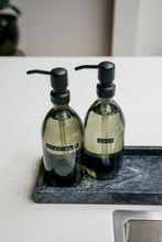 Afbeelding in Gallery-weergave laden, vegan handzeep 500ml  &#39;SOAP&#39;
