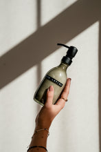 Afbeelding in Gallery-weergave laden, Handlotion 250ml &#39;HAND LOTION&#39;
